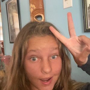 Meet your Posher, Holly